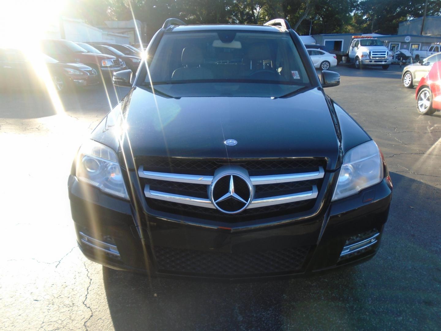 2012 Black /Beige Mercedes-Benz GLK-Class GLK350 (WDCGG5GB8CF) with an 3.5L V6 DOHC 24V engine, 7-Speed Automatic transmission, located at 6112 N Florida Avenue, Tampa, FL, 33604, (888) 521-5131, 27.954929, -82.459534 - Photo#1